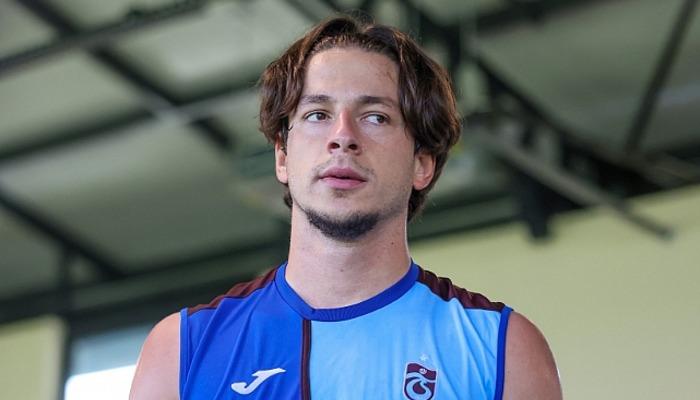 Trabzonspor'da Enis Destan krizi! Yıldız'ın annesinden Abdullah Avcı'ya tehdit... "Oğluma bulaşma, dünyayı mutsuz ederim" Trabzonspor