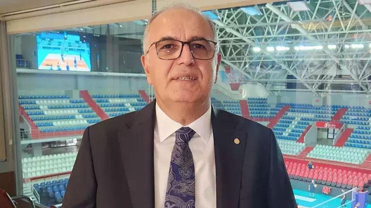 SON DAKİKA... Mehmet Akif Üstündağ Türkiye Voleybol Federasyonu Başkanı oldu