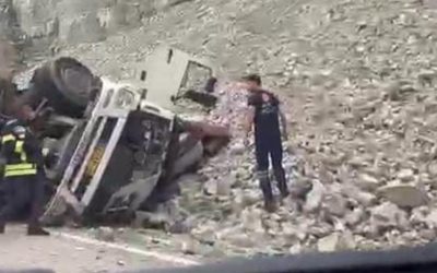 Freni Patlayan TIR'dan Atlayan Sürücü Hayatını Kaybetti, 2 Kişi Yaralandı