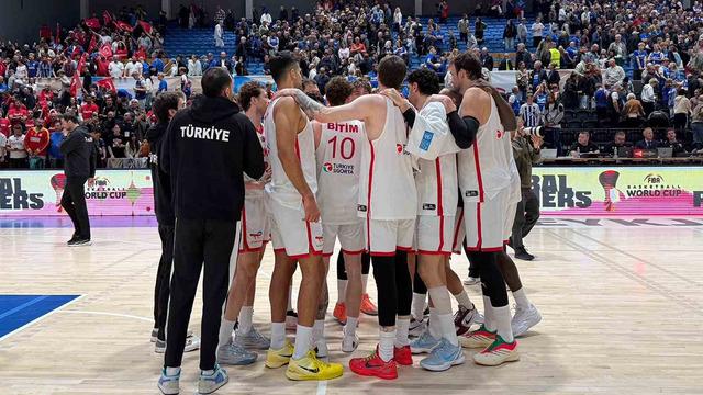 A Milli Erkek Basketbol Takımı, 2027 Dünya Kupası’na Katılmaya Hak Kazandı